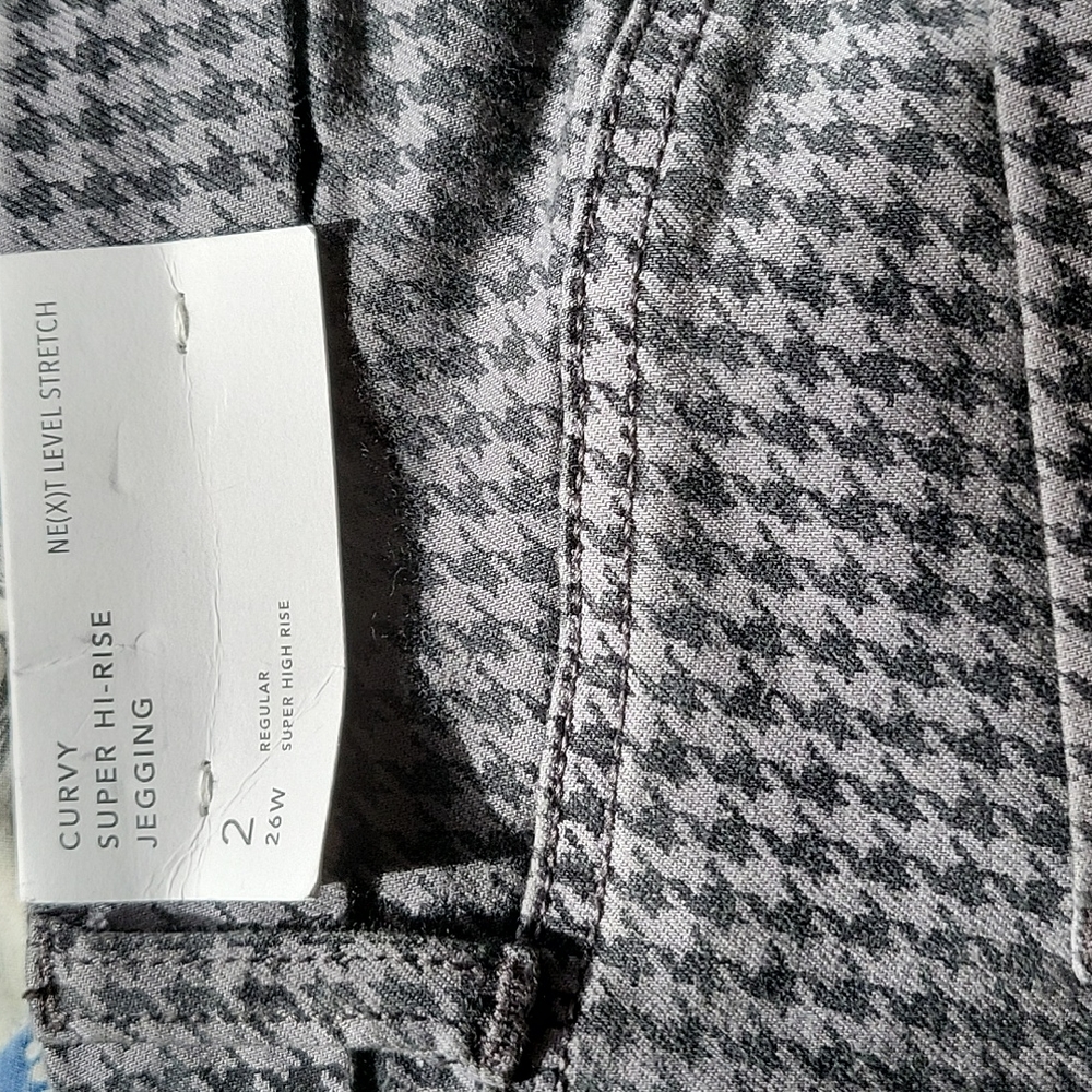American Eagle Pattern Curvy Super High Rise Jegging